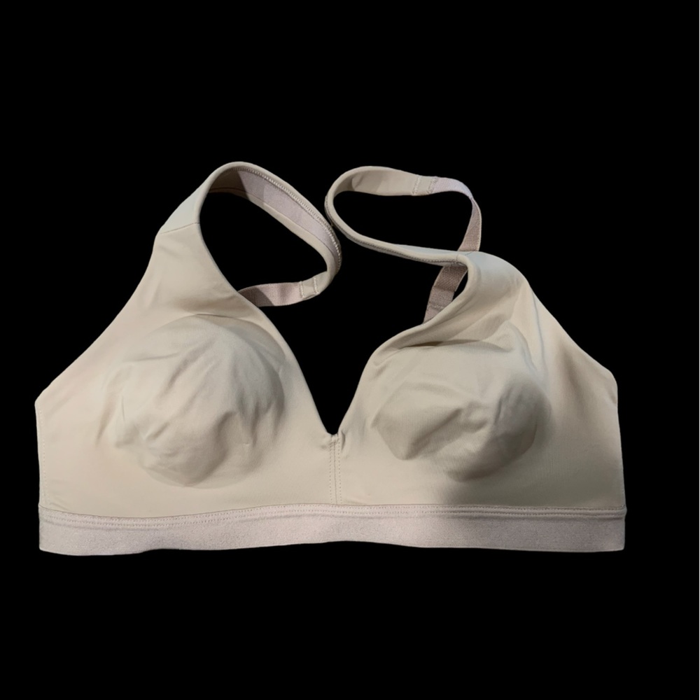 True & Co Unlined Wirefree Wireless Back Closure Bra Tan Small New